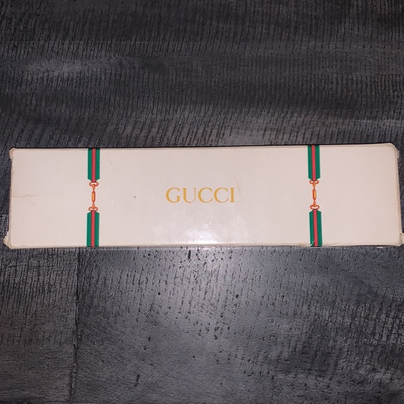 Authentic Gucci Watch in original box - Picture 6 of 6